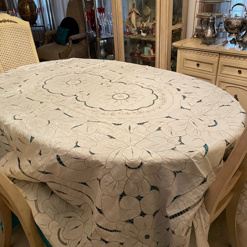 96x110 Linen Bed Cover or Table cloth NWT